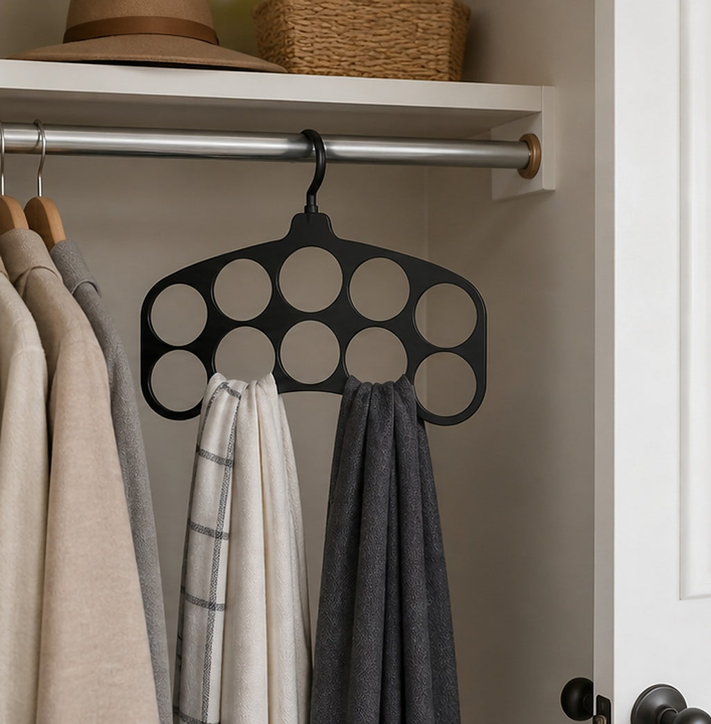 Cozy Haven Black Scarf Hanger Organizer lifestyle image 3