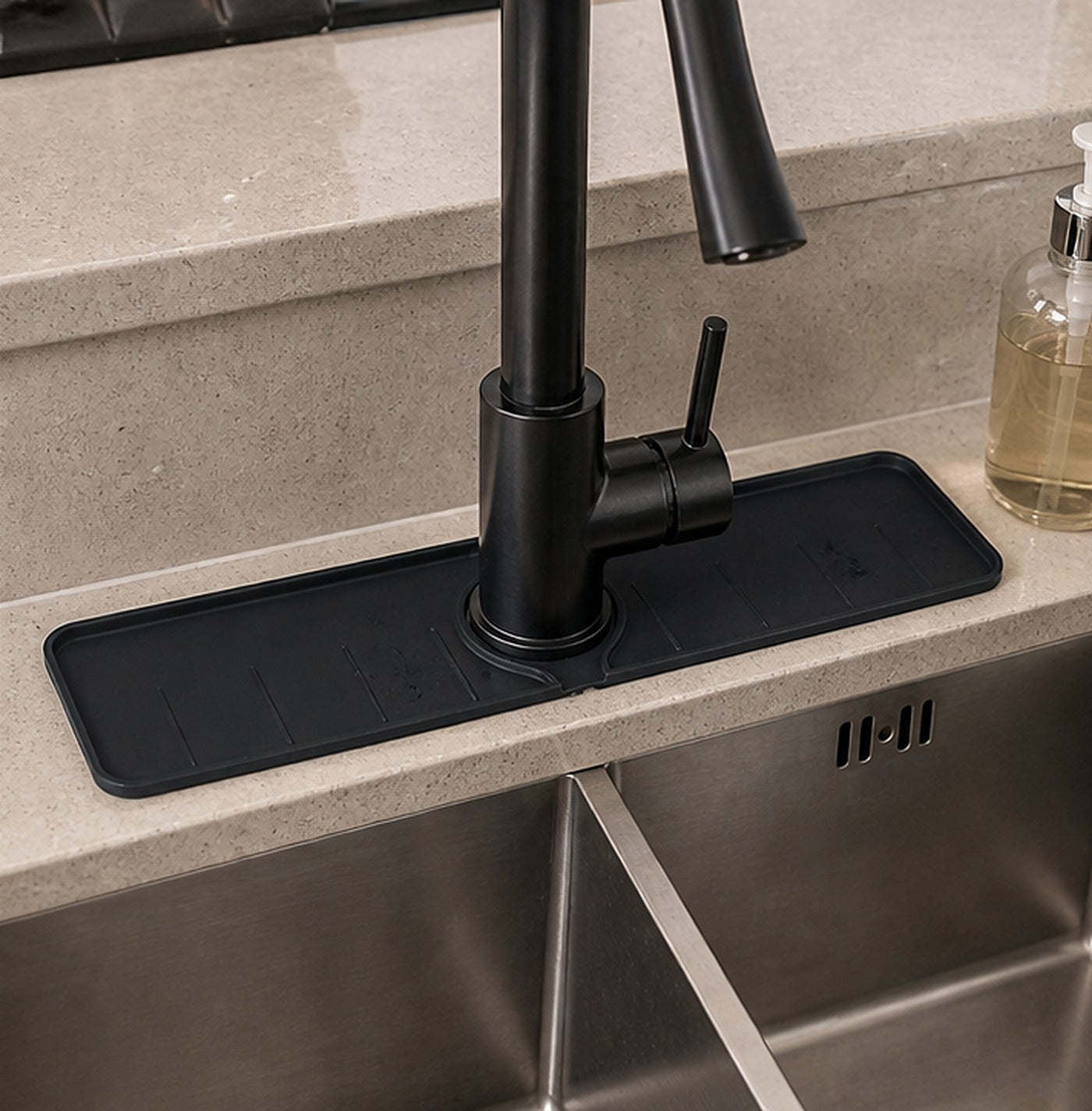 Cozy Haven Black Silicone Sink Splash Guard lifestyle image 3