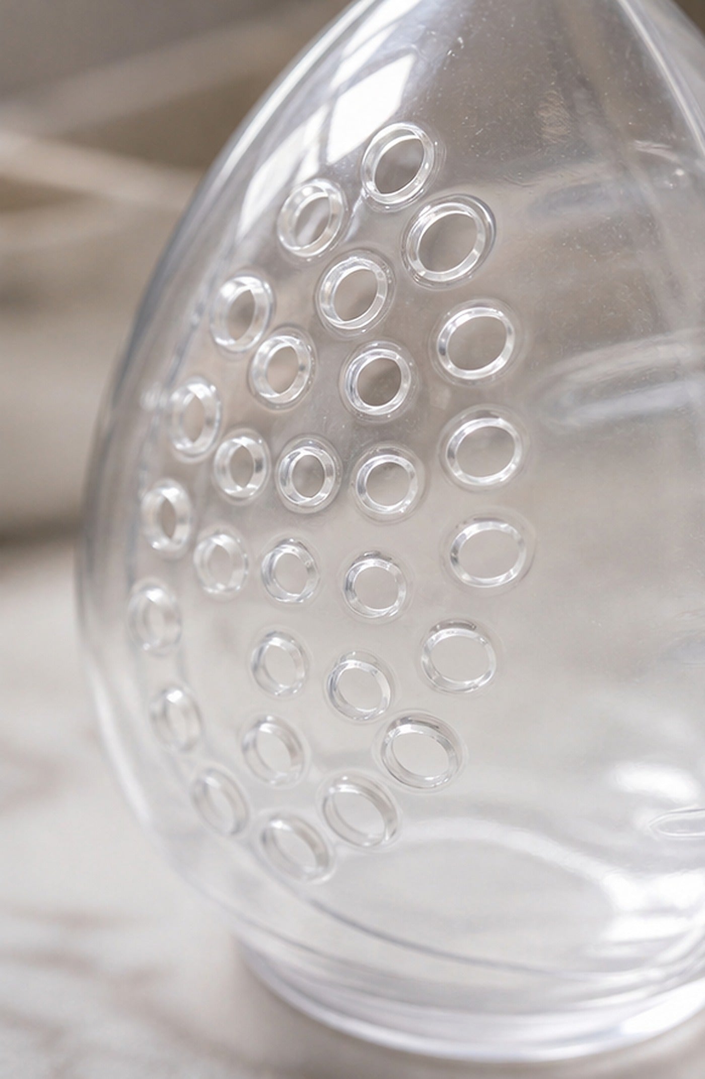 Cozy Haven Clear Teardrop Makeup Sponge Holder lifestyle image 3