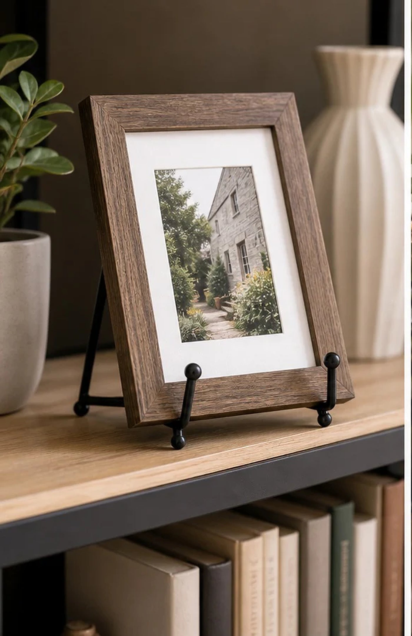 Cozy Haven Black Metal Display Easel Stand lifestyle image 1