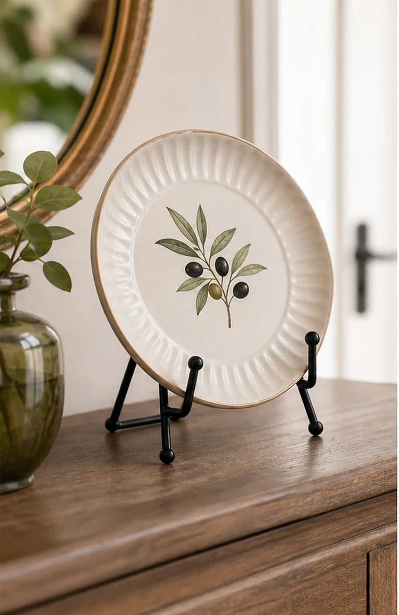 Cozy Haven Black Metal Display Easel Stand lifestyle image 2