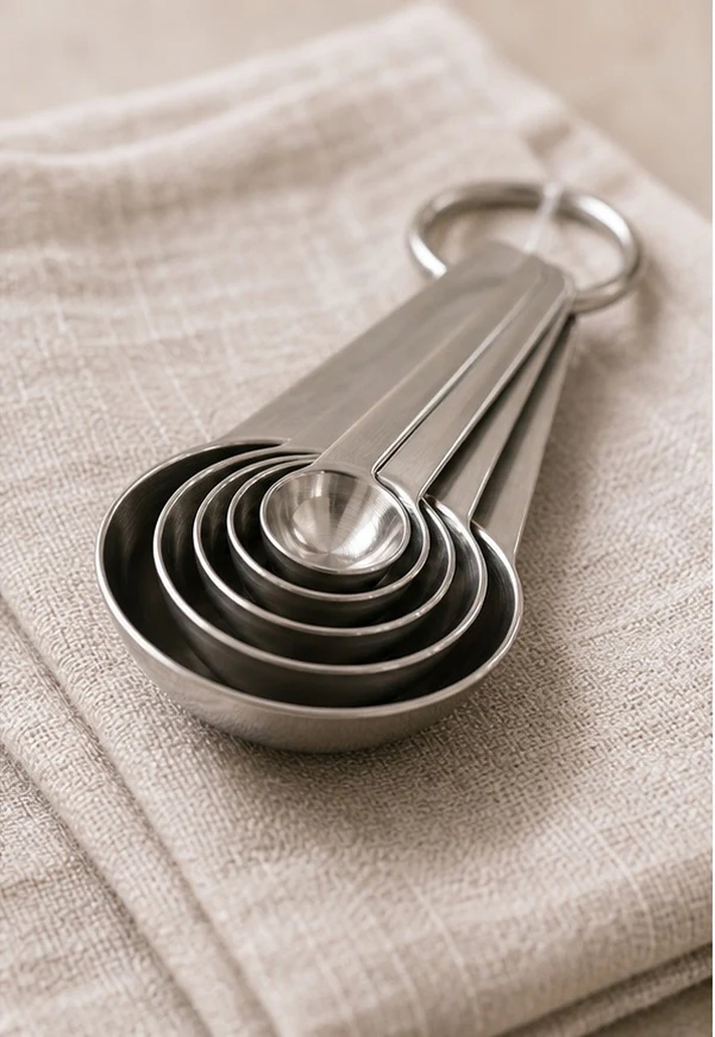 Cozy Haven Stainless Measuring Spoon Set lifestyle image 2