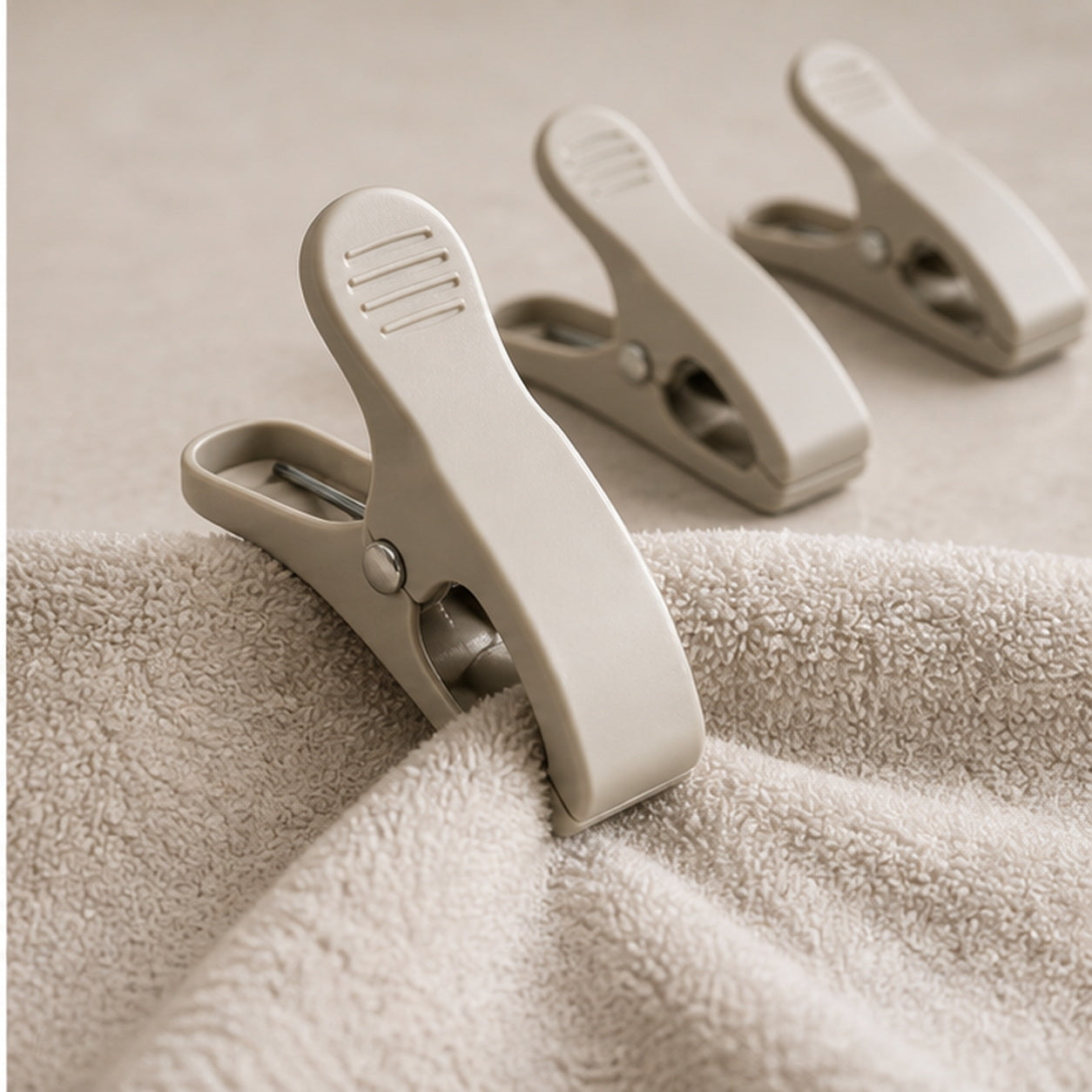 Cozy Haven Heavy Duty Towel and Laundry Clips - 3 Piece Set lifestyle image 3