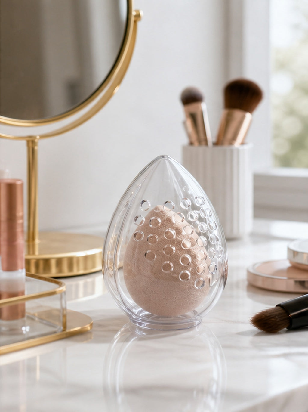 Cozy Haven Pink Ventilated Makeup Sponge Holder lifestyle image 2